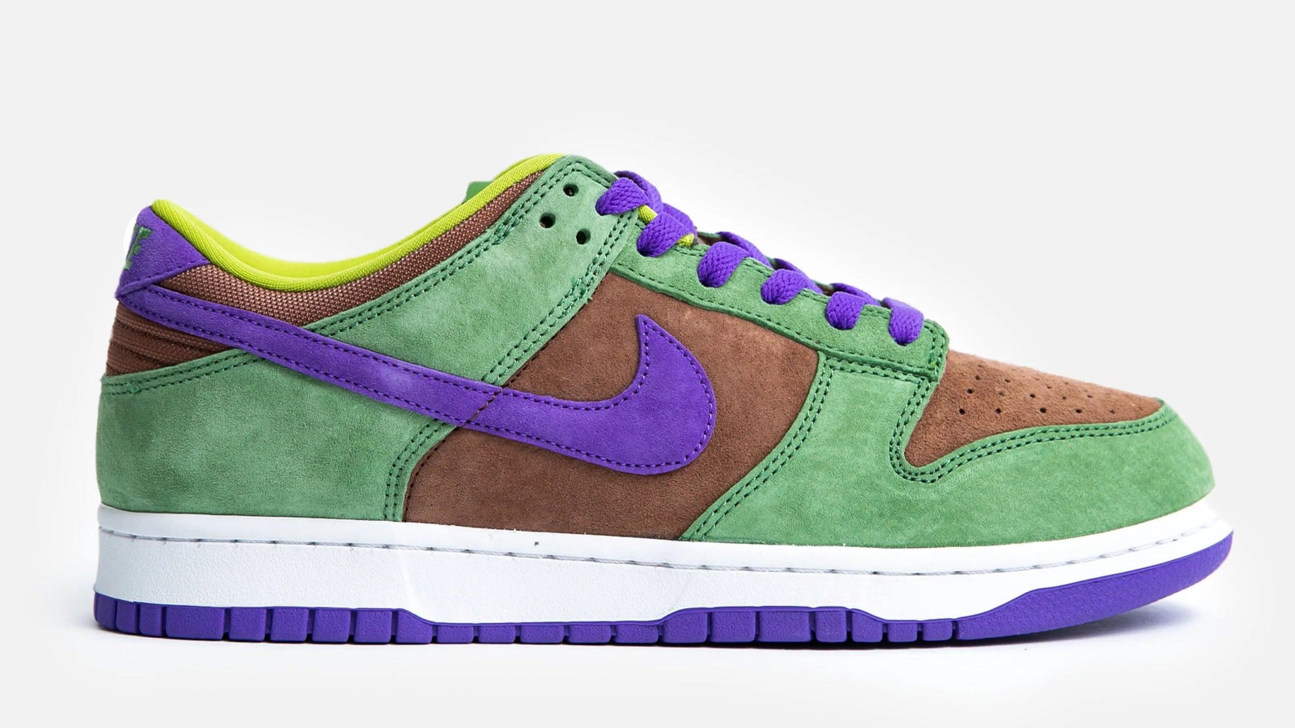 Nike Dunk Low SP (Veneer/Deep Purple-Autumn Green) - Patta