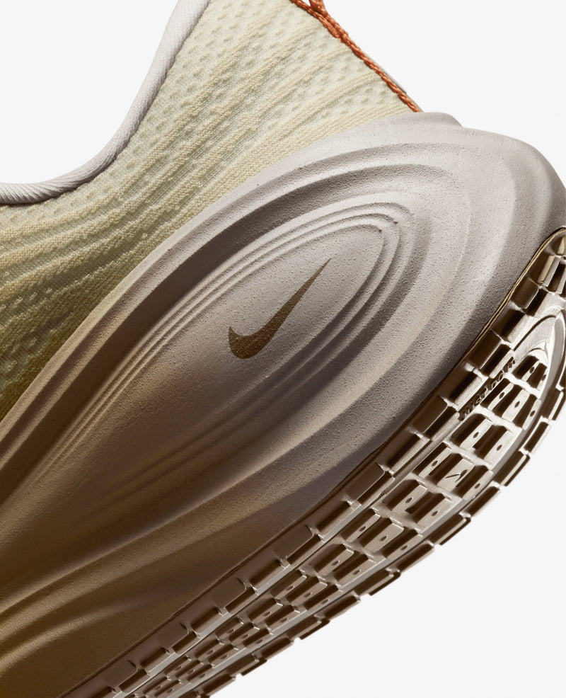 Nike Vomero Plus SP (Desert Camo/Yukon Brown-Ceramic) Nike